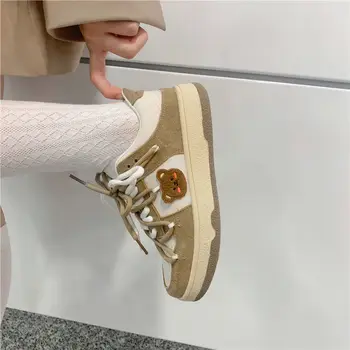 HOUZHOU kadın Sneakers spor ayakkabı Bahar Kawaii Platformu Tenis Kadın Vulkanize Flats Sepeti Rahat Anime Ayakkabı