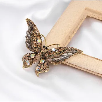 Çok Renkli Rhinestones Fantezi Kraliyet / Şampanya BROŞ Kadınlar için AB Düğün Gelin Kristal Böcek Kelebek Broş Buket Pin
